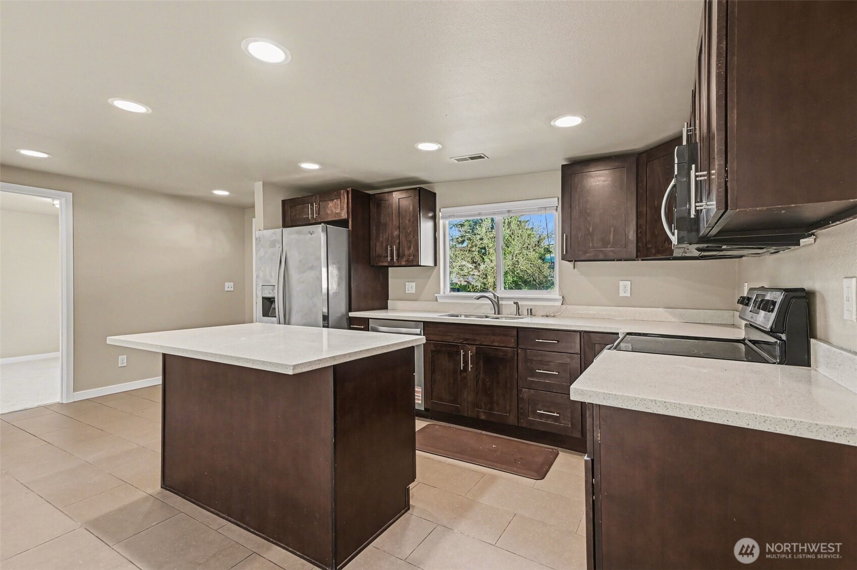 2327 NE 86th Street , Seattle, WA 98115