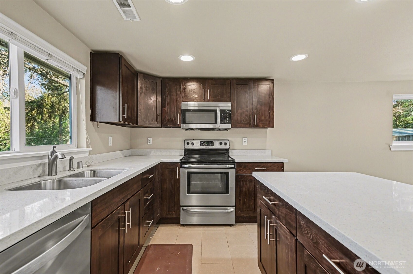 2327 NE 86th Street , Seattle, WA 98115