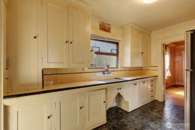 2756 44th Avenue SW, Seattle, WA 98116 - Photo 5