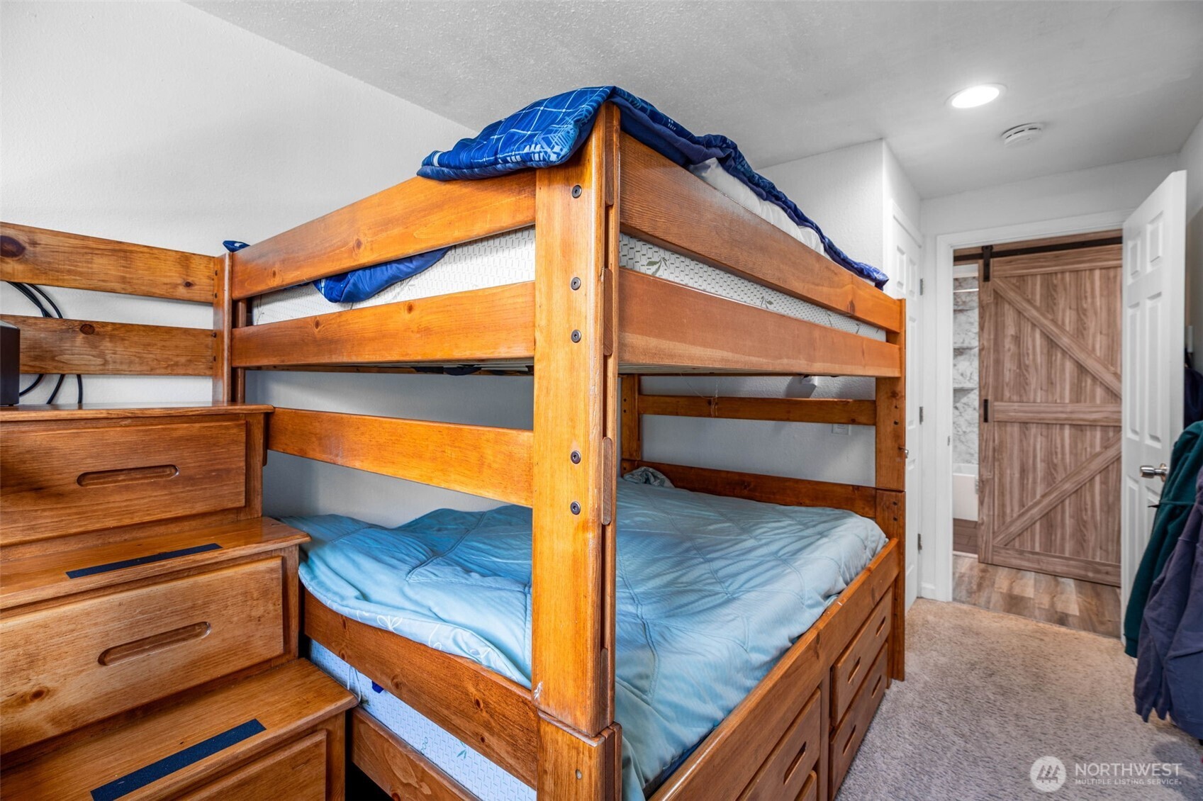 12802 SE 202 Place , Kent, WA 98031
