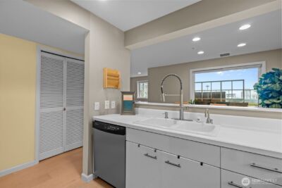 420 Melrose Avenue E #603, Seattle, WA 98102 - Photo 14