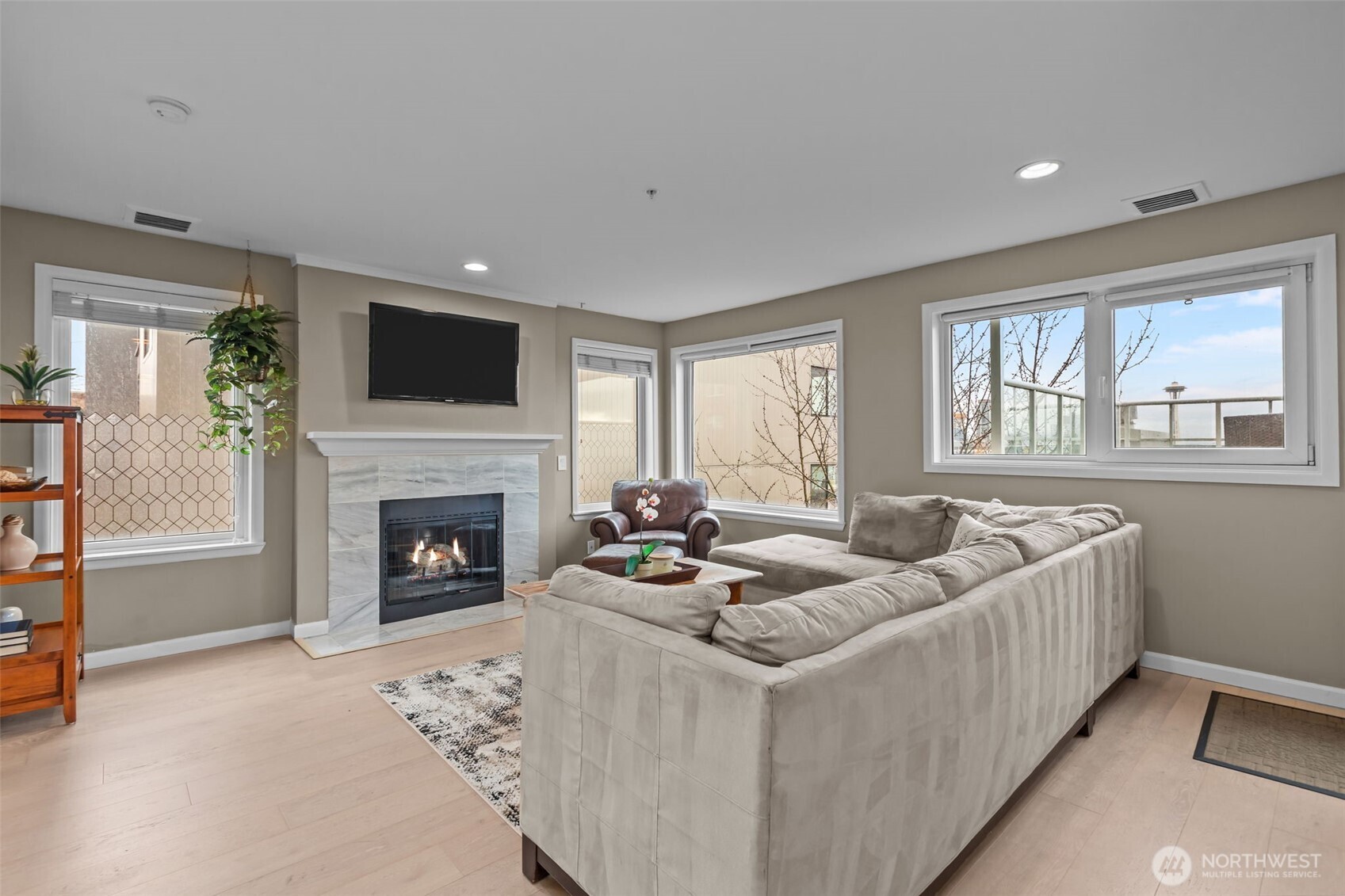 420 Melrose Avenue E #603, Seattle, WA 98102