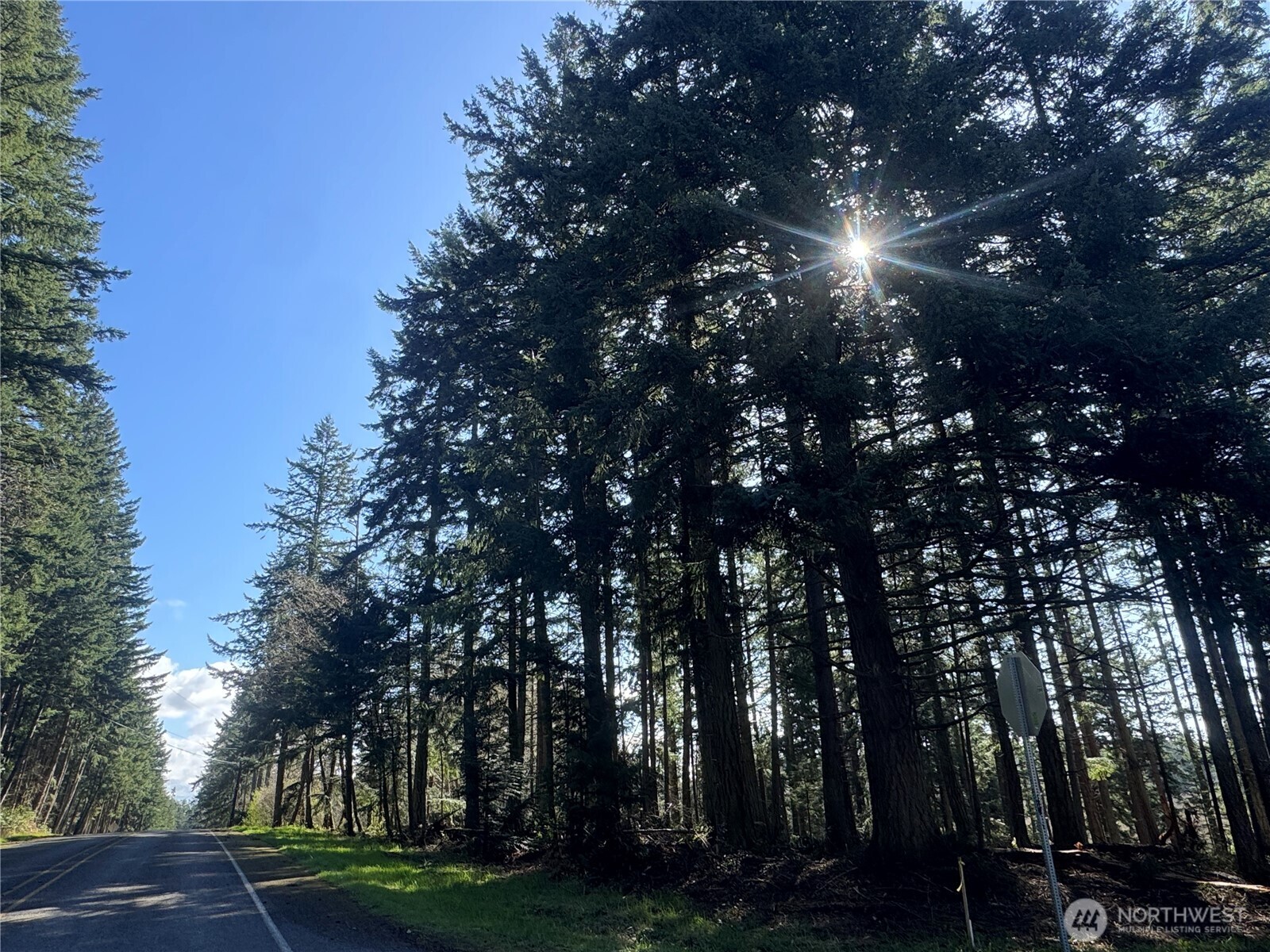 396 Durr Road , Camano Island, WA 98282