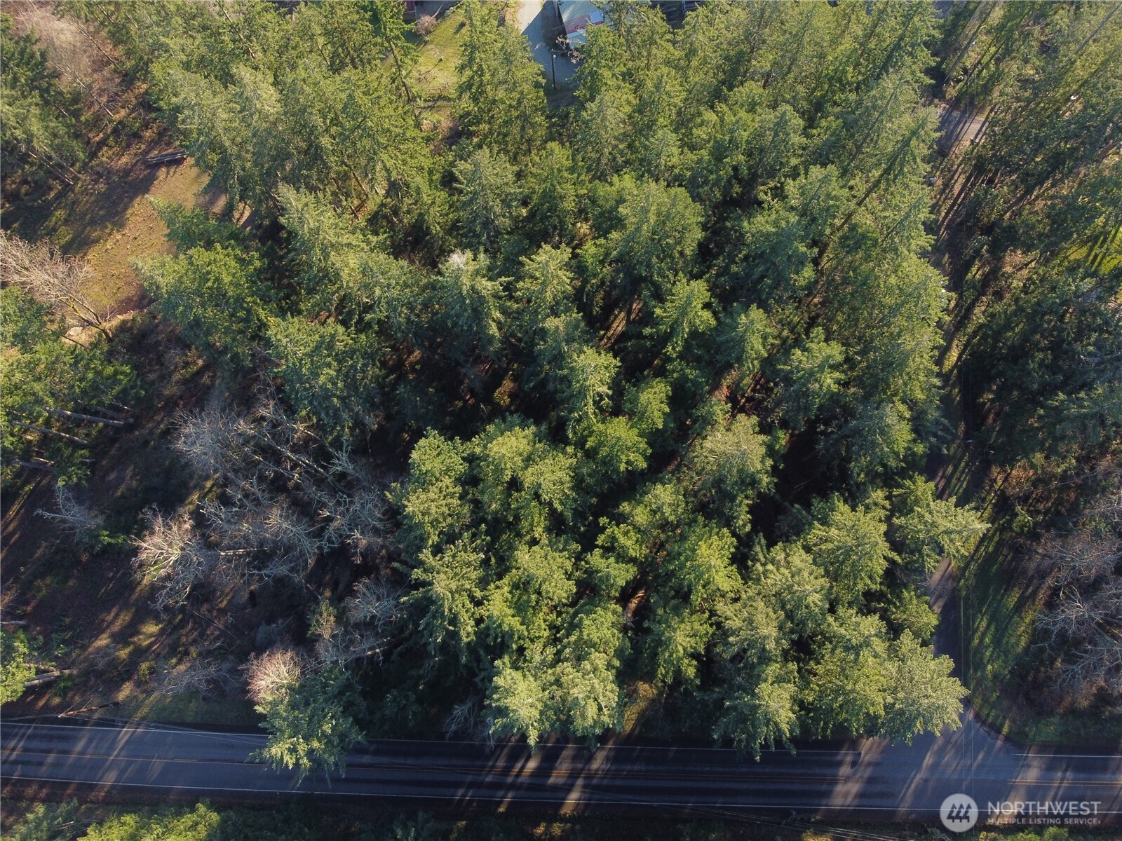 396 Durr Road , Camano Island, WA 98282