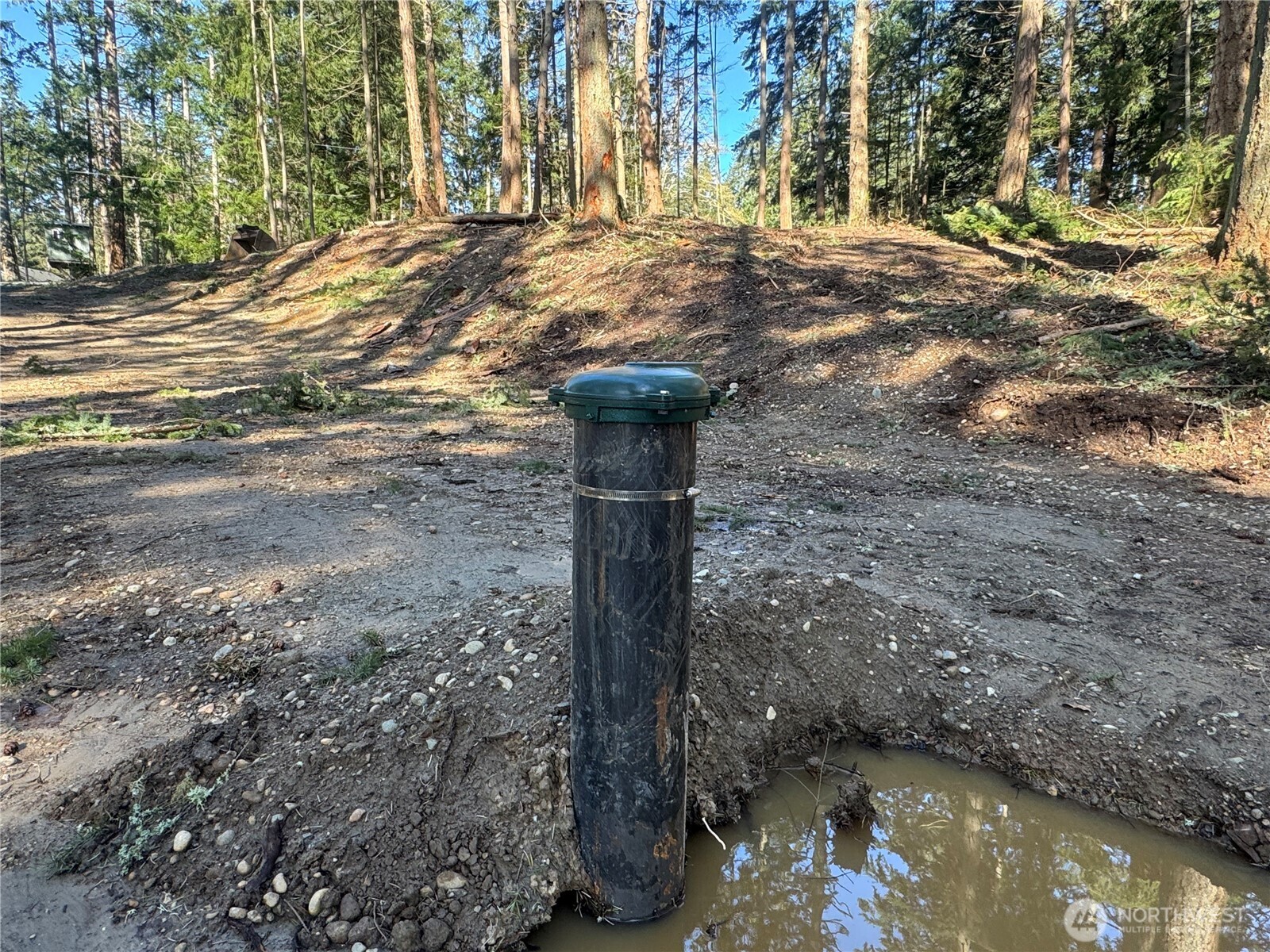 396 Durr Road , Camano Island, WA 98282