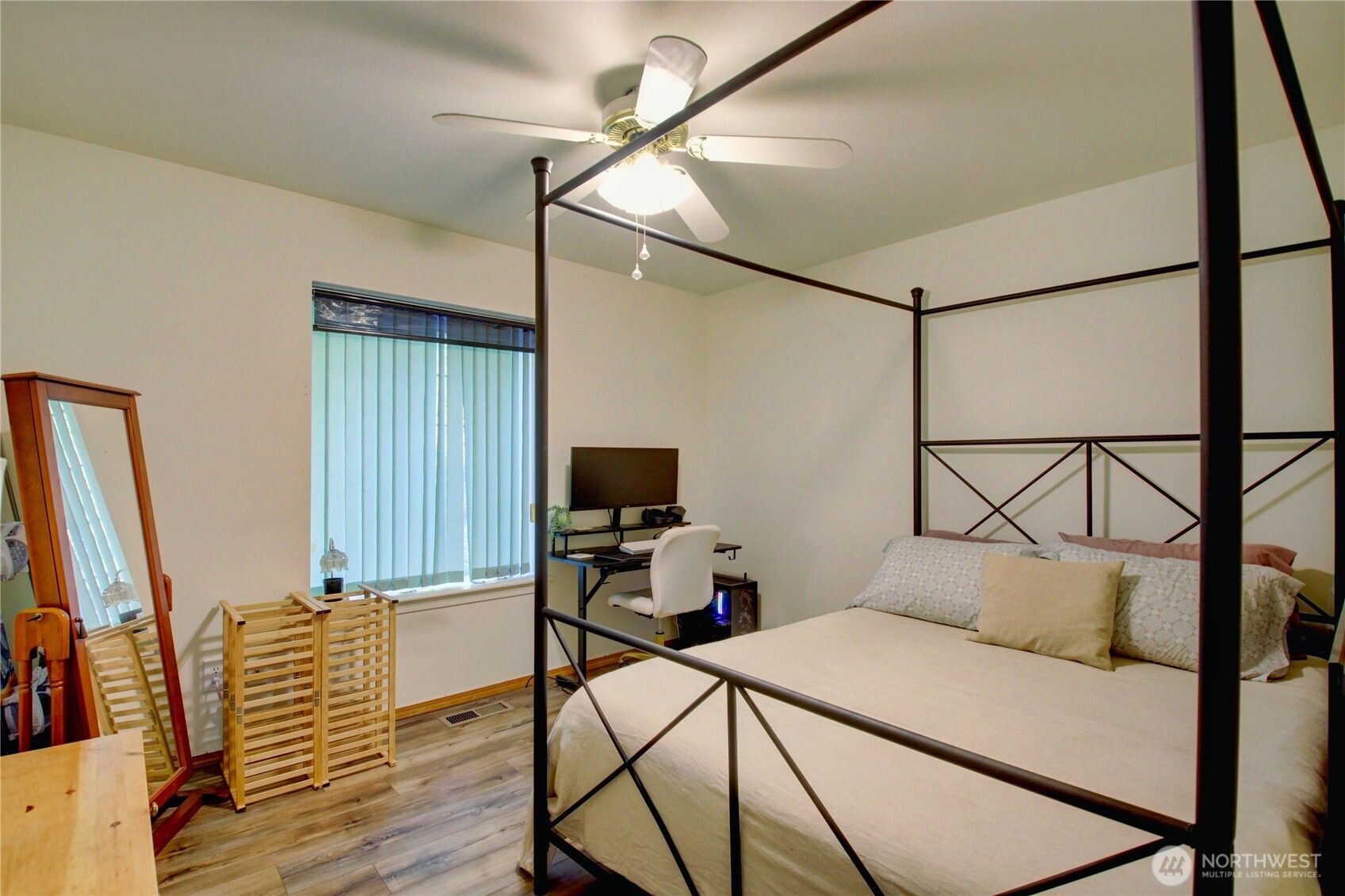 517 Sapp Road , Sedro Woolley, WA 98284