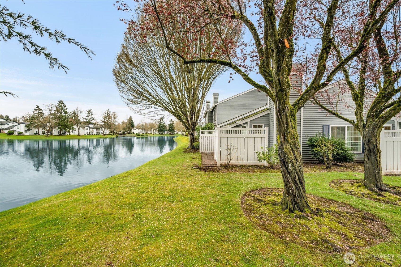5736 S 238th Court #E1, Kent, WA 98032