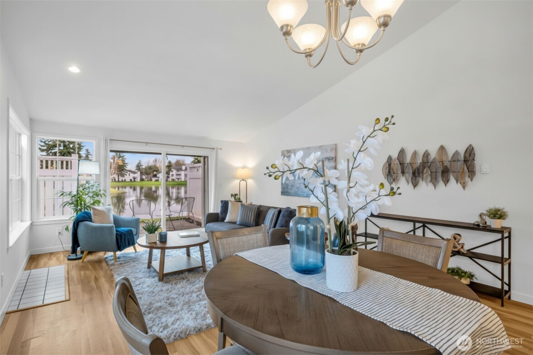 5736 S 238th Court #E1, Kent, WA 98032