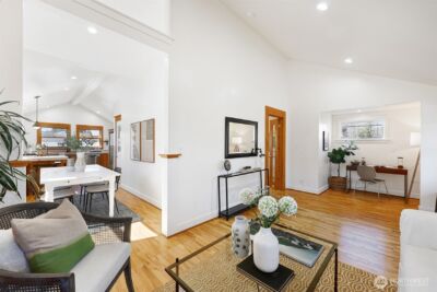 8333 27th Avenue NW, Seattle, WA 98117 - Photo 6