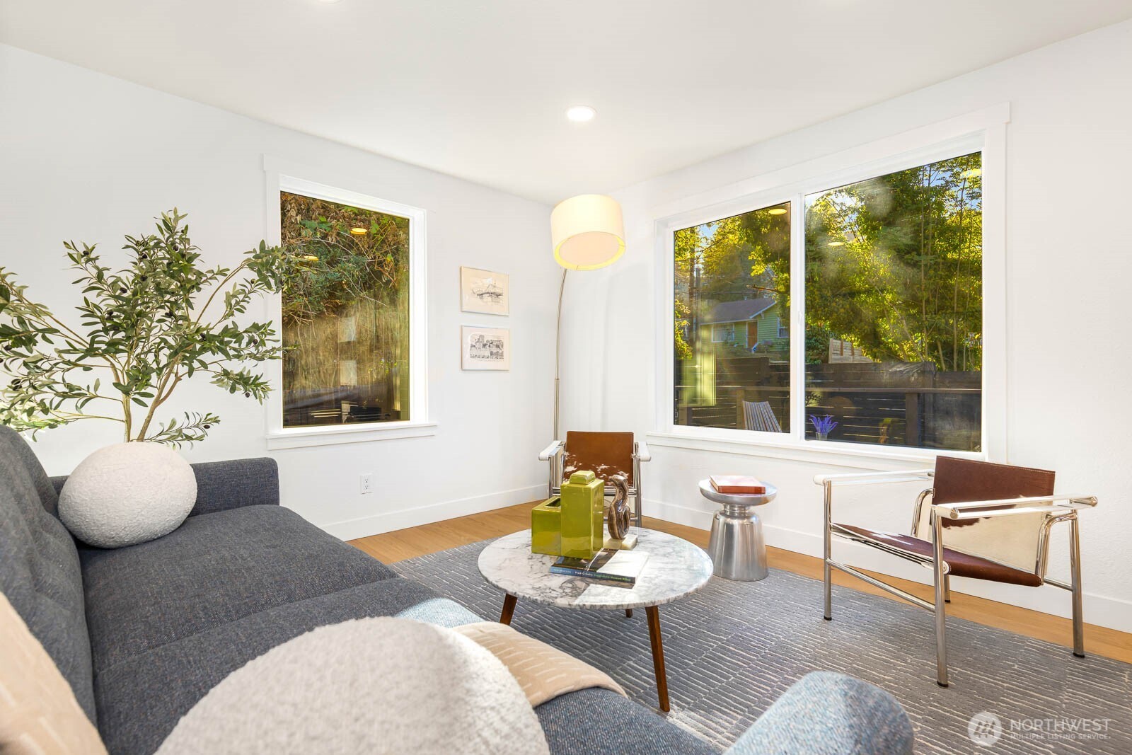 1722 Martin Luther King Jr Way , Seattle, WA 98122