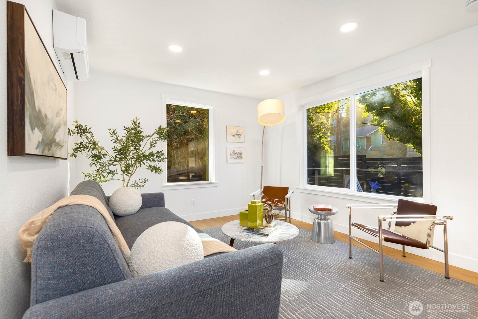 1722 Martin Luther King Jr Way , Seattle, WA 98122