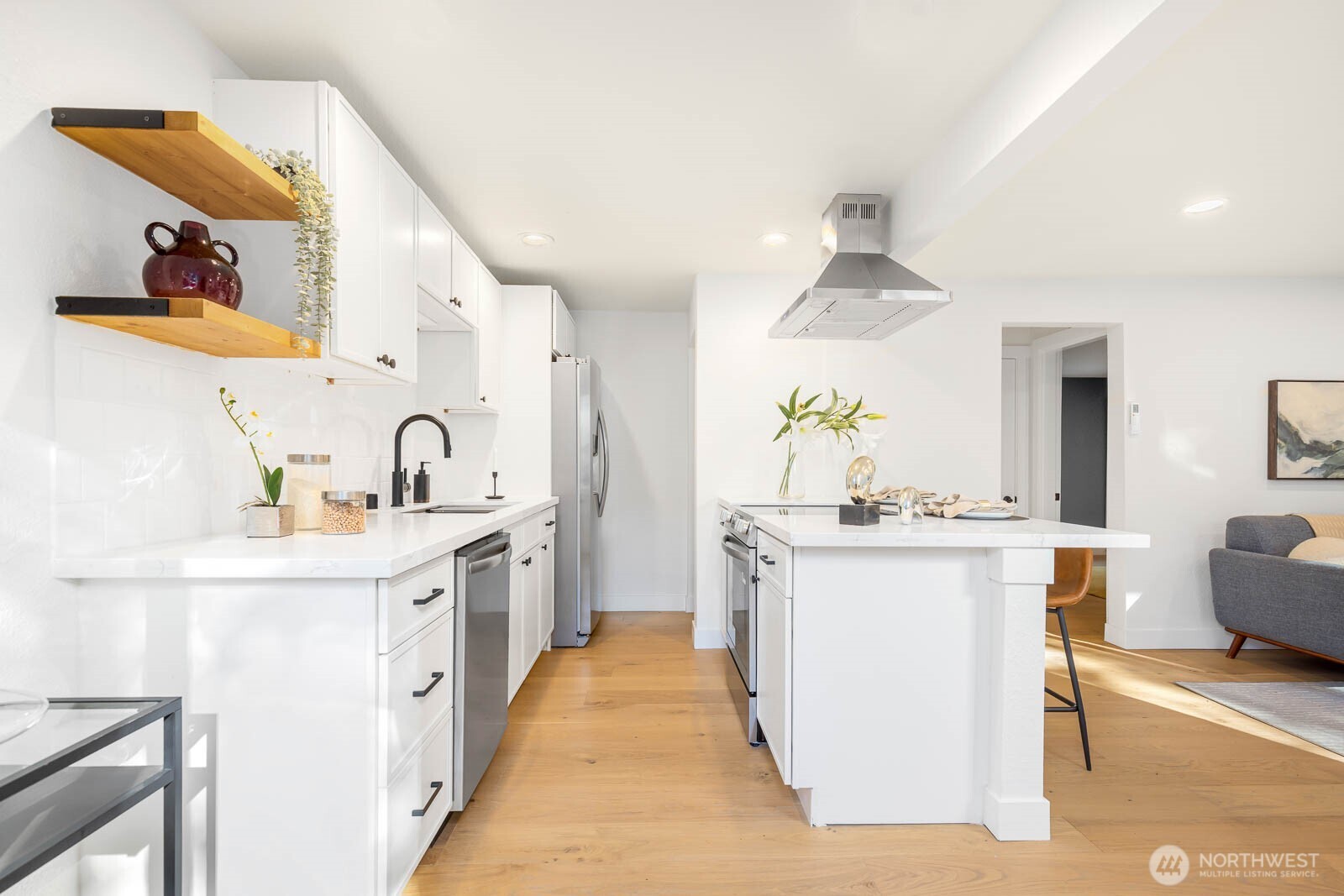 1722 Martin Luther King Jr Way , Seattle, WA 98122