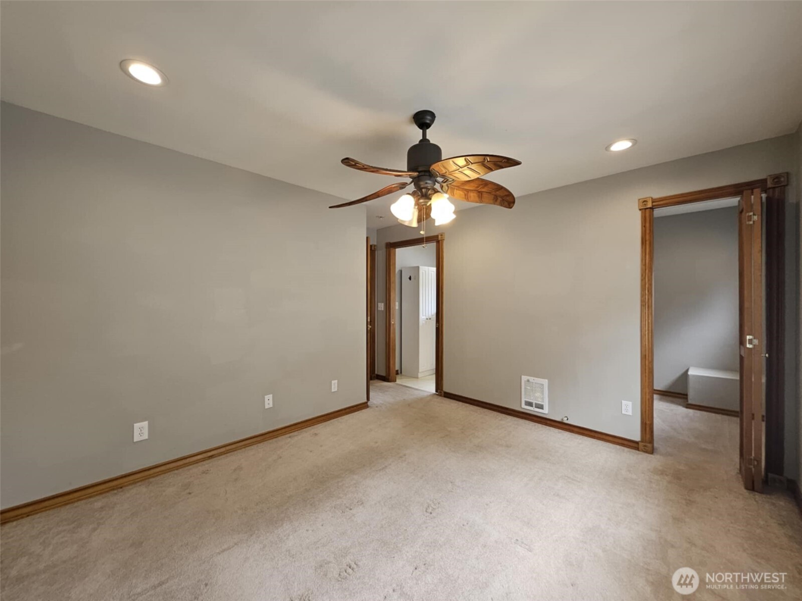 4415 W Jarstad Drive , Bremerton, WA 98312