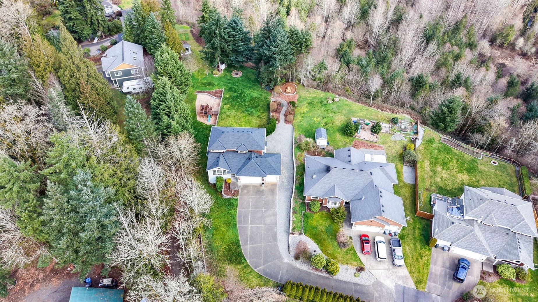 403 207th Avenue E, Lake Tapps, WA 98391-5611