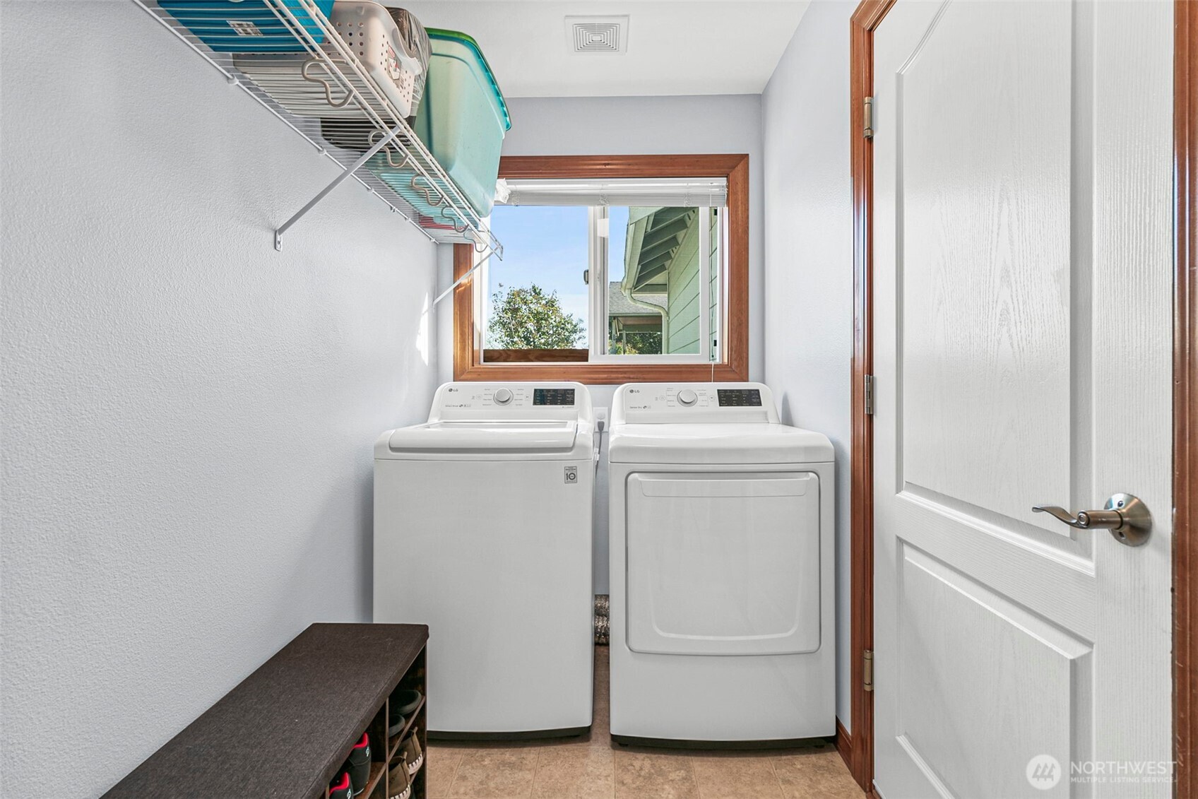 403 207th Avenue E, Lake Tapps, WA 98391-5611