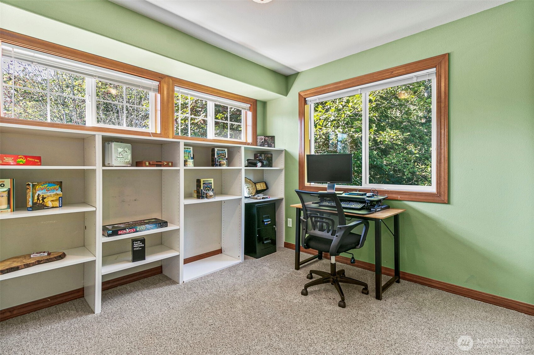 403 207th Avenue E, Lake Tapps, WA 98391-5611