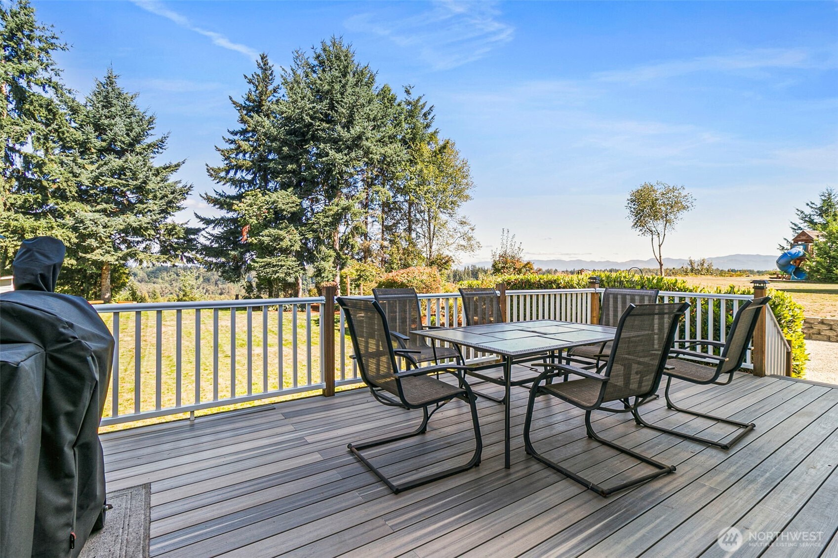 403 207th Avenue E, Lake Tapps, WA 98391-5611