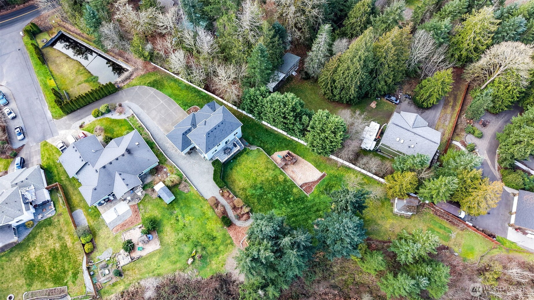 403 207th Avenue E, Lake Tapps, WA 98391-5611