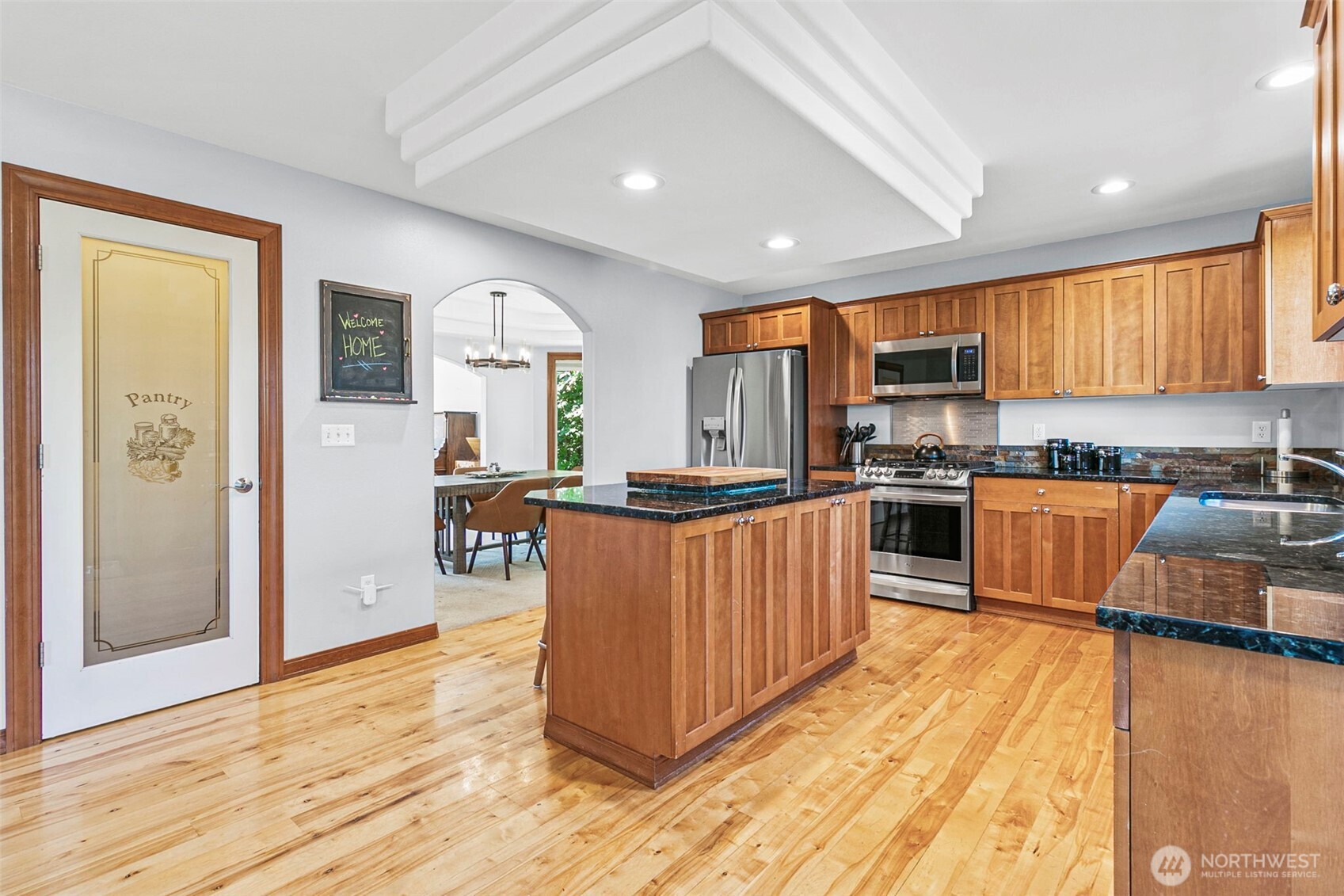 403 207th Avenue E, Lake Tapps, WA 98391-5611