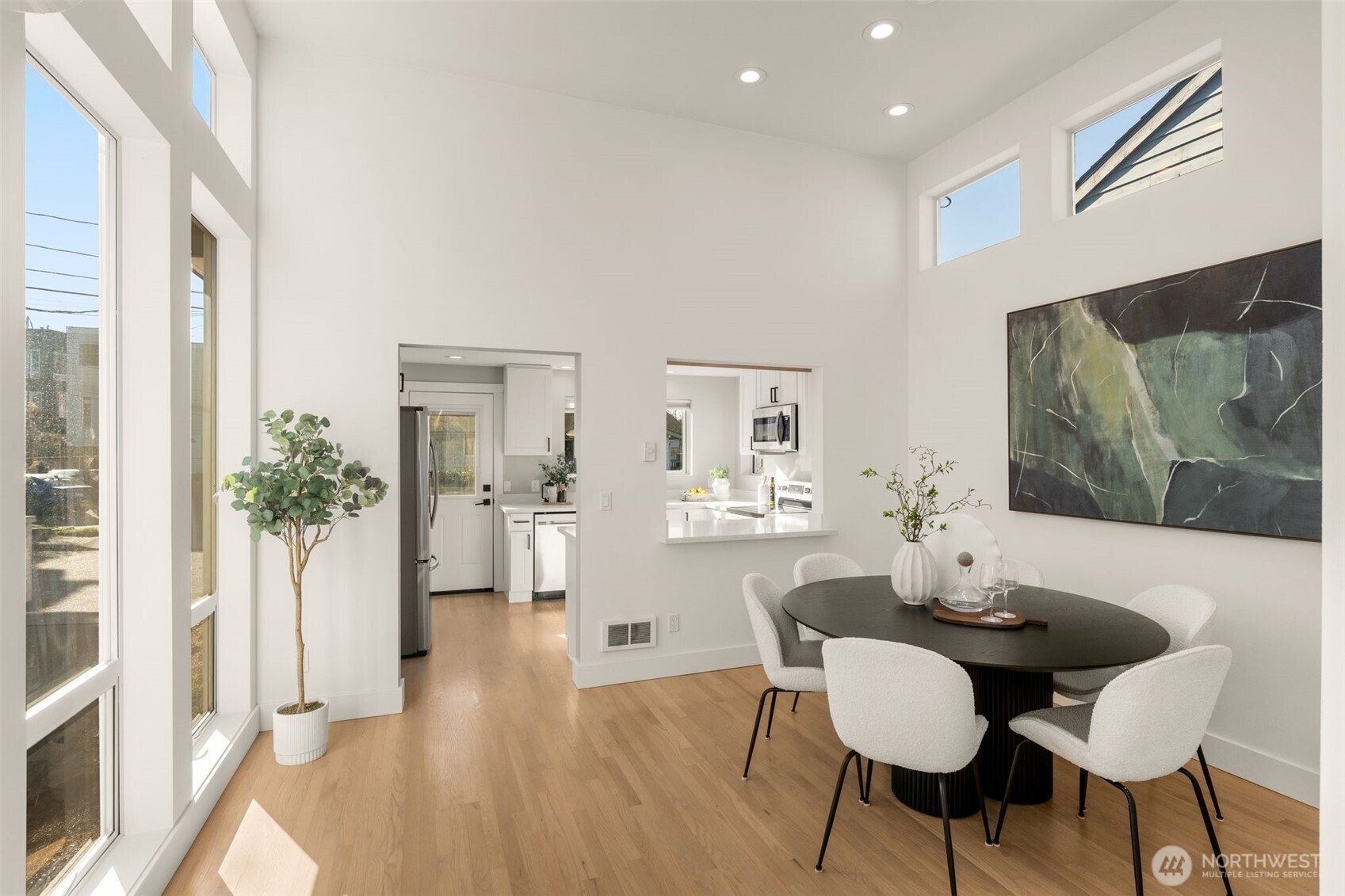 3708 20th Avenue SW, Seattle, WA 98106