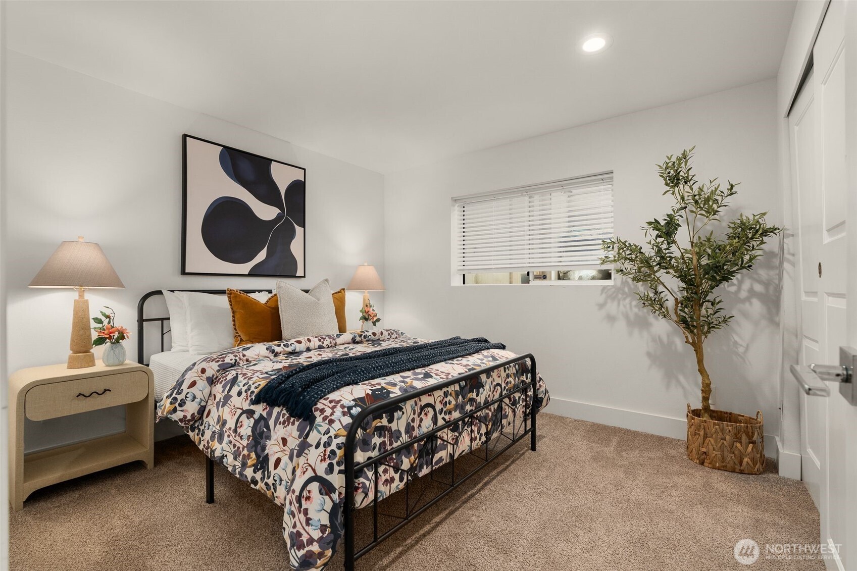 3708 20th Avenue SW, Seattle, WA 98106