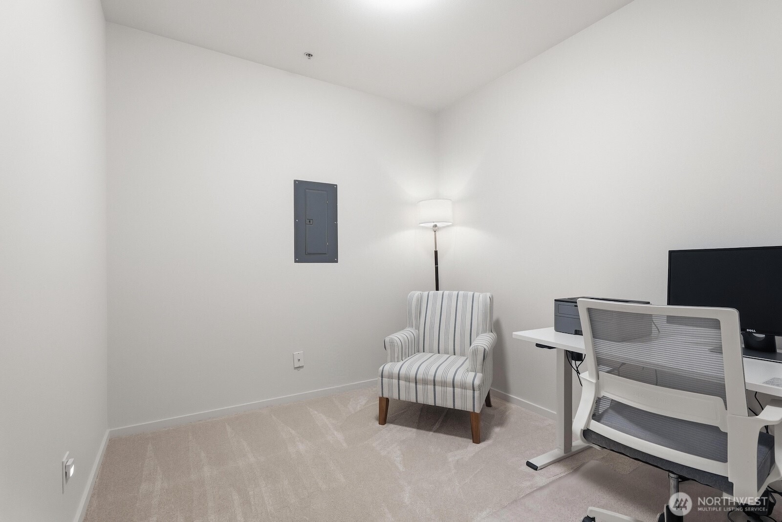 2000 Alaskan Way #553, Seattle, WA 98121