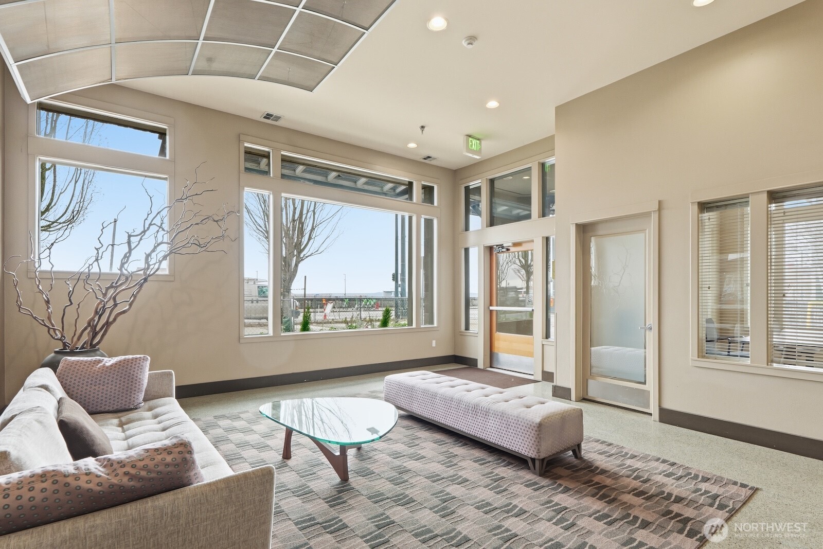 2000 Alaskan Way #553, Seattle, WA 98121