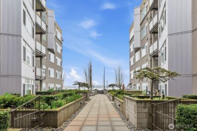 2000 Alaskan Way #553, Seattle, WA 98121 - Photo 28