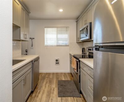 12416 SE 272nd ## C, Kent, WA 98030 - Photo 3