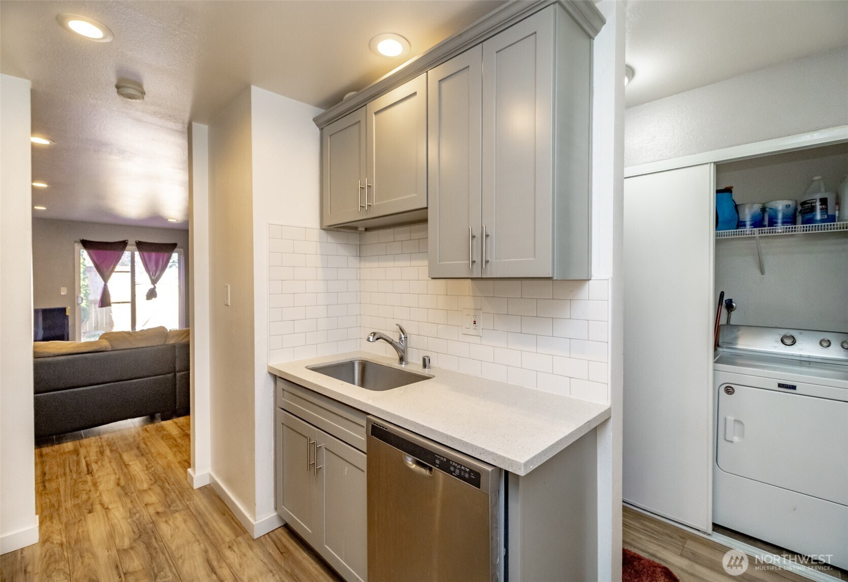 12416 SE 272nd ## C, Kent, WA 98030