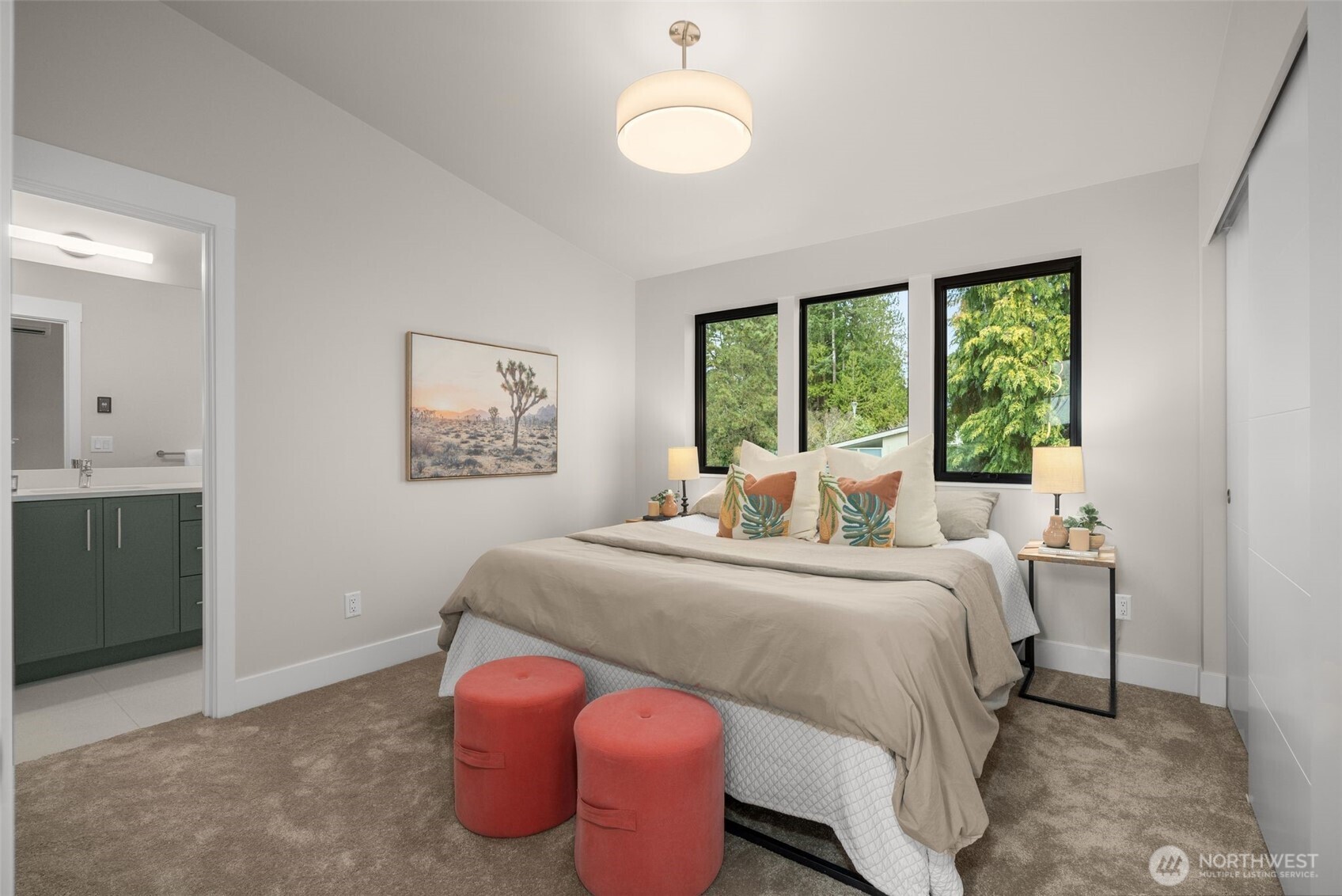 6038 50 Avenue NE, Seattle, WA 98115