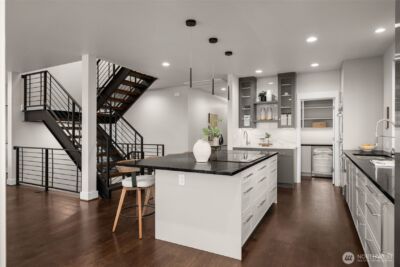 6038 50 Avenue NE, Seattle, WA 98115 - Photo 10