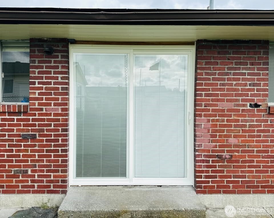 4902 111th Street SW, Lakewood, WA 98499-5407