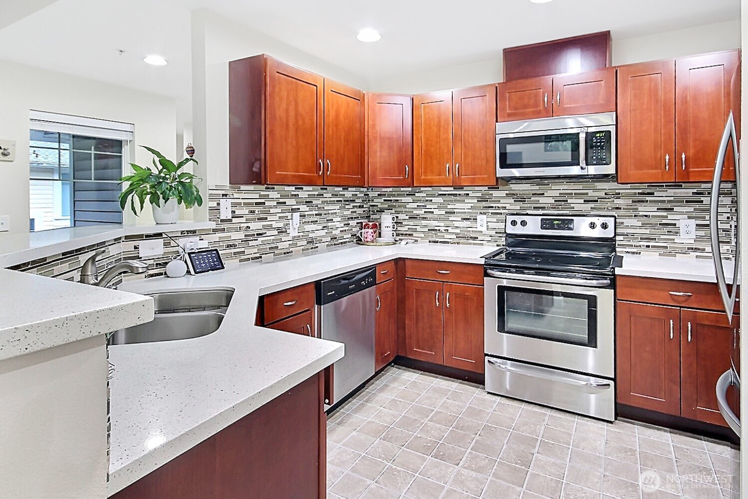 5921 S 234th Place , Kent, WA 98032