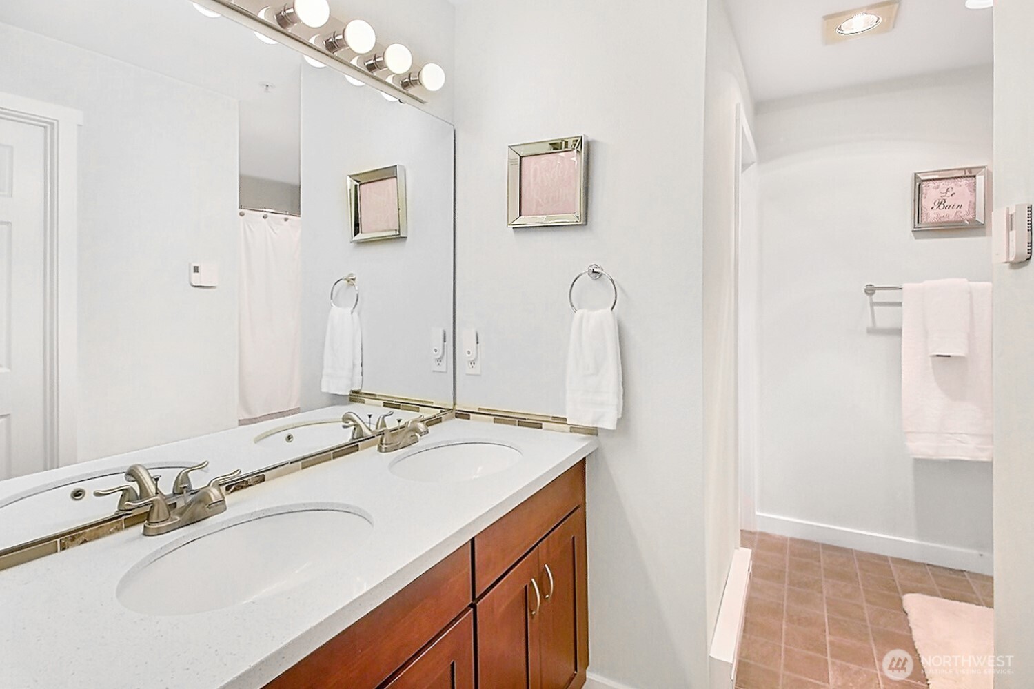 5921 S 234th Place , Kent, WA 98032