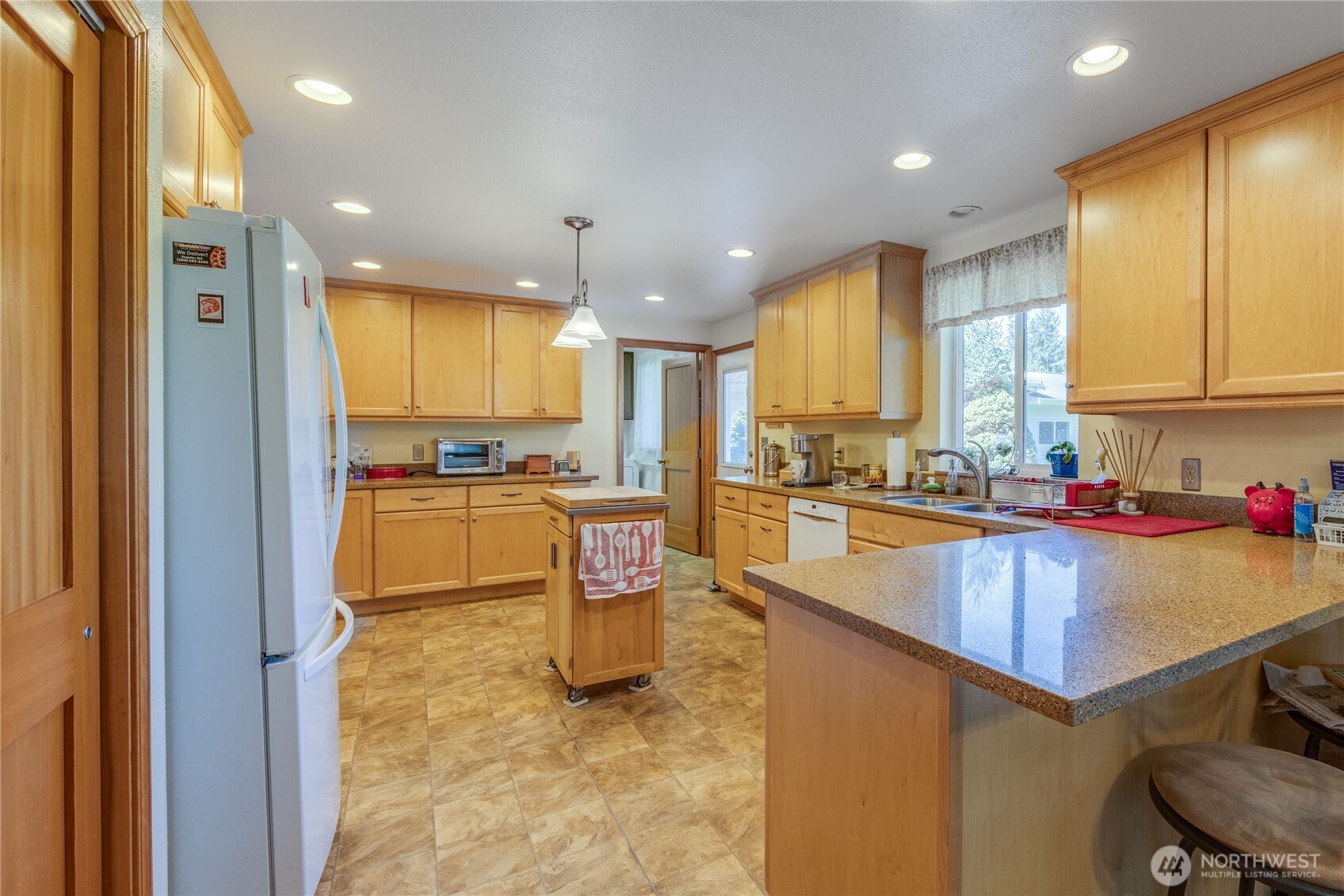 70 Starry Road , Sequim, WA 98382