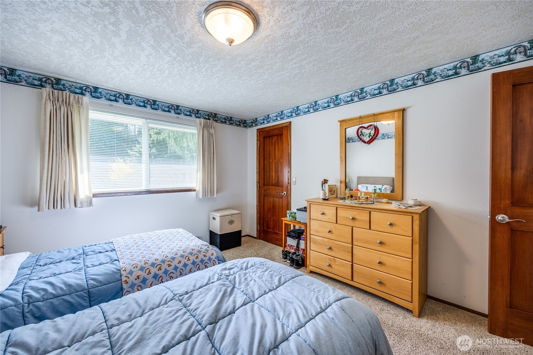 70 Starry Road , Sequim, WA 98382