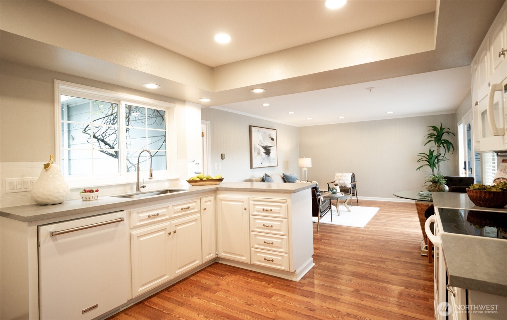 10826 Meadow Road SW, Lakewood, WA 98499