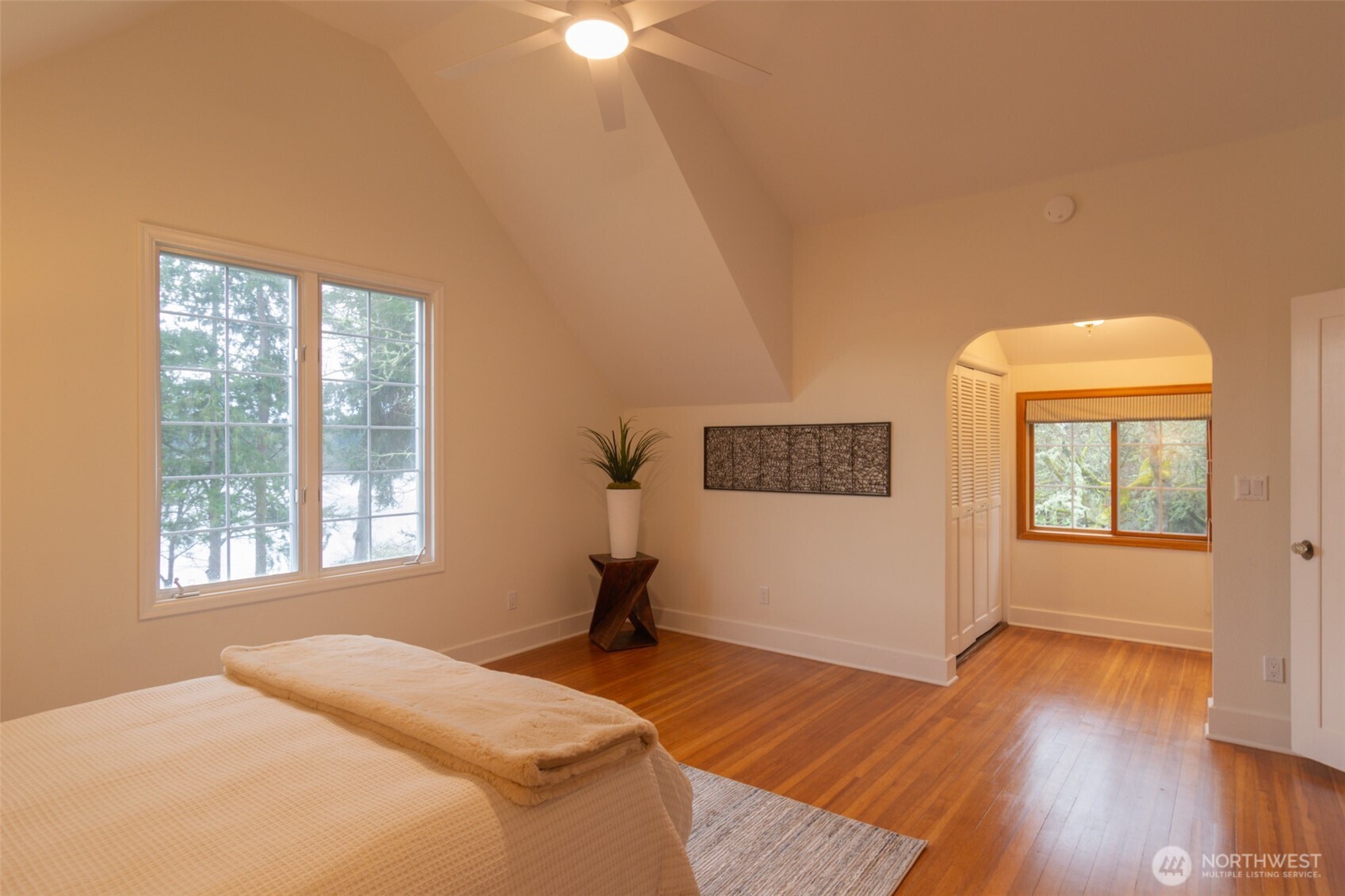 10826 Meadow Road SW, Lakewood, WA 98499