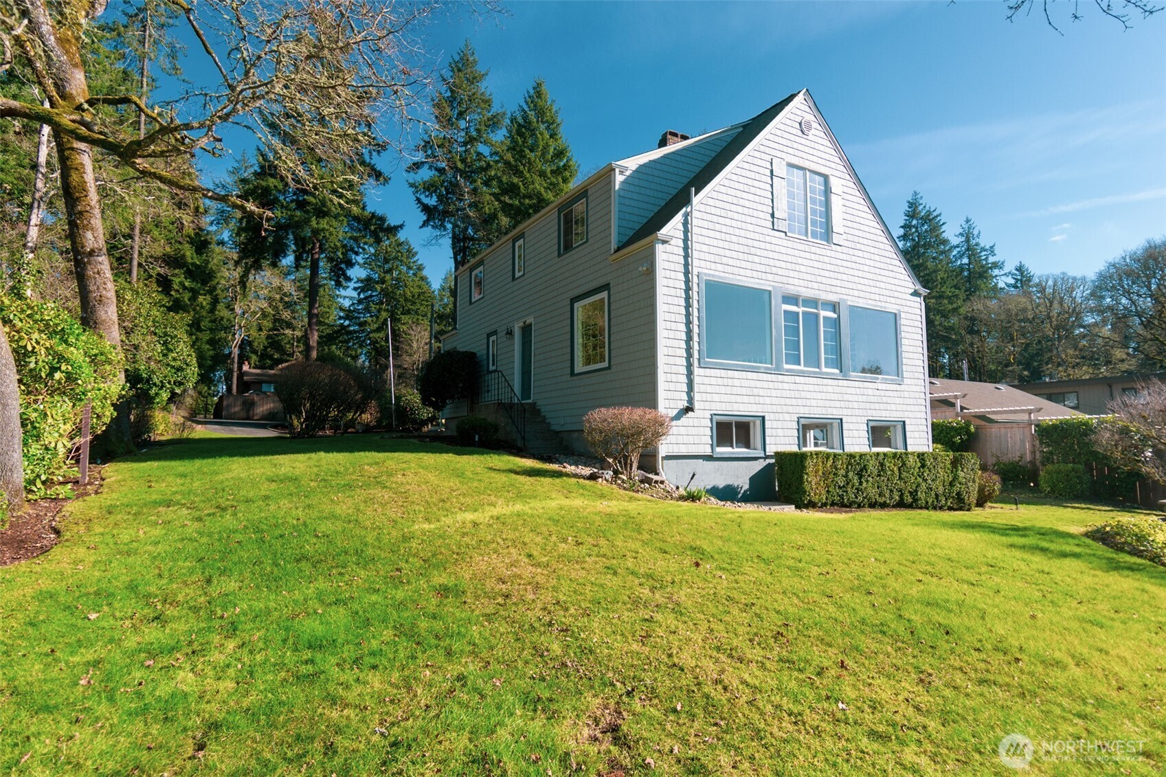 10826 Meadow Road SW, Lakewood, WA 98499