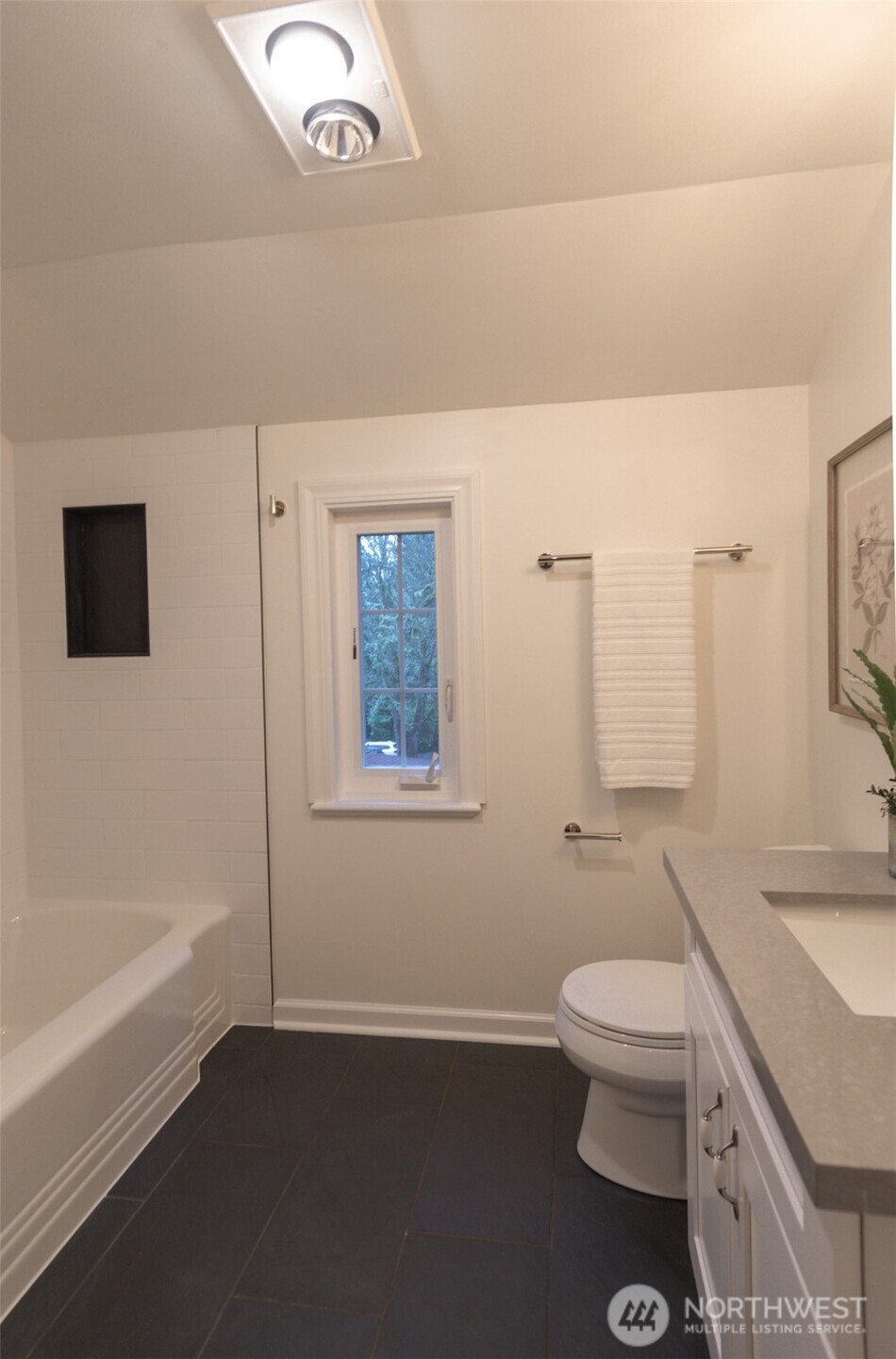 10826 Meadow Road SW, Lakewood, WA 98499