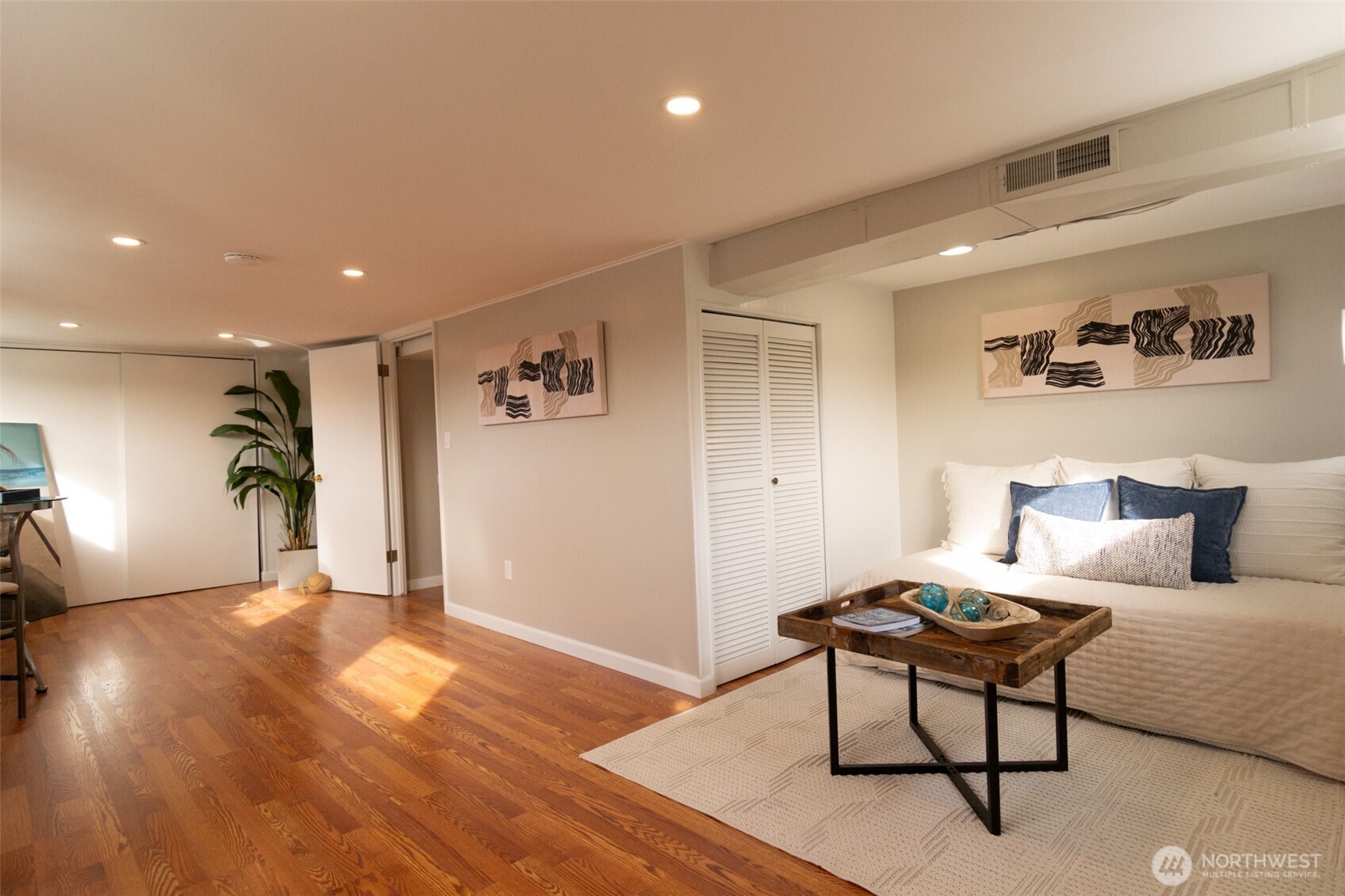 10826 Meadow Road SW, Lakewood, WA 98499