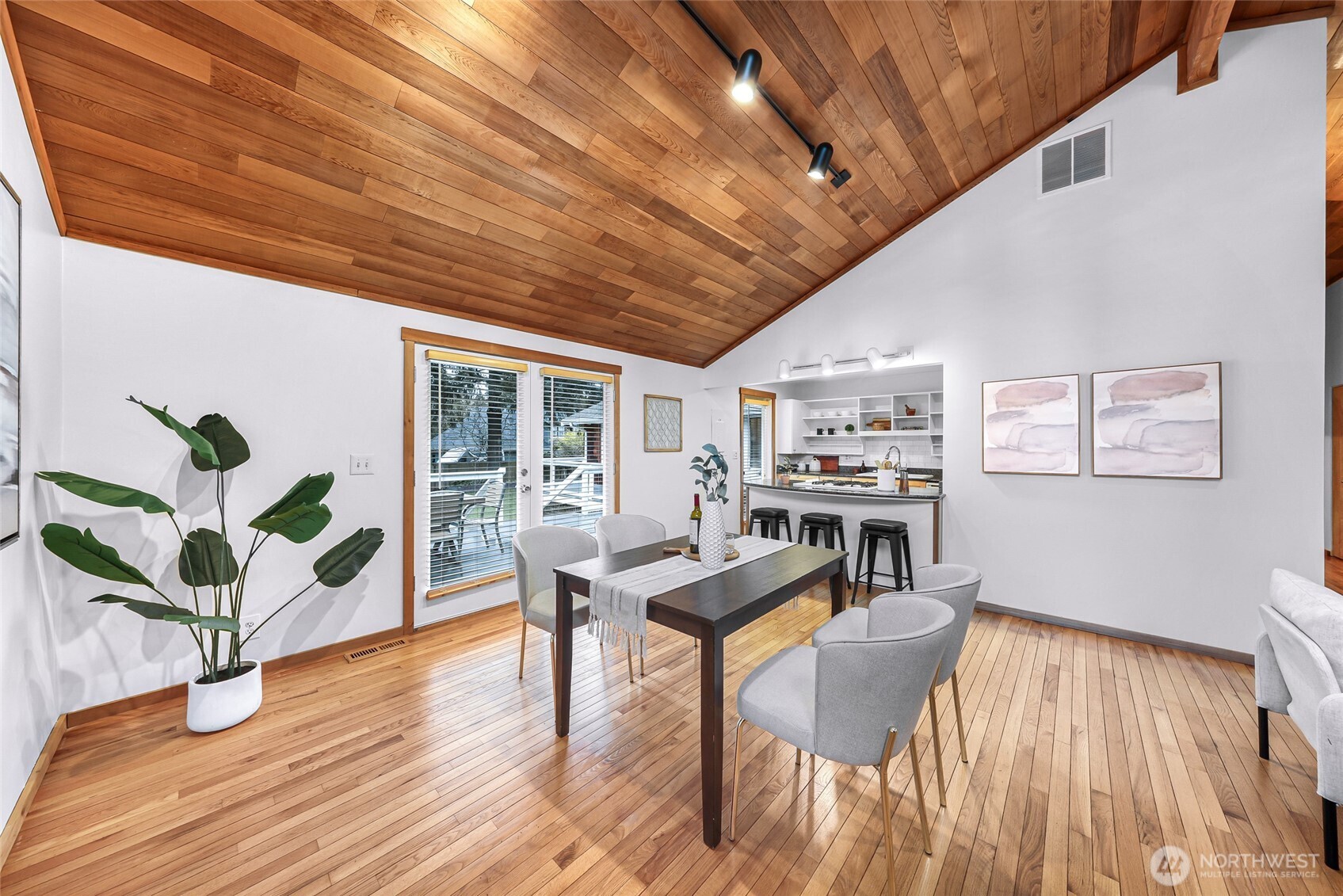 12214 NE 97th Street , Kirkland, WA 98033