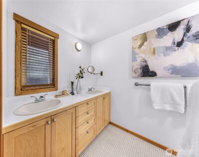 12214 NE 97th Street , Kirkland, WA 98033 - Photo 24
