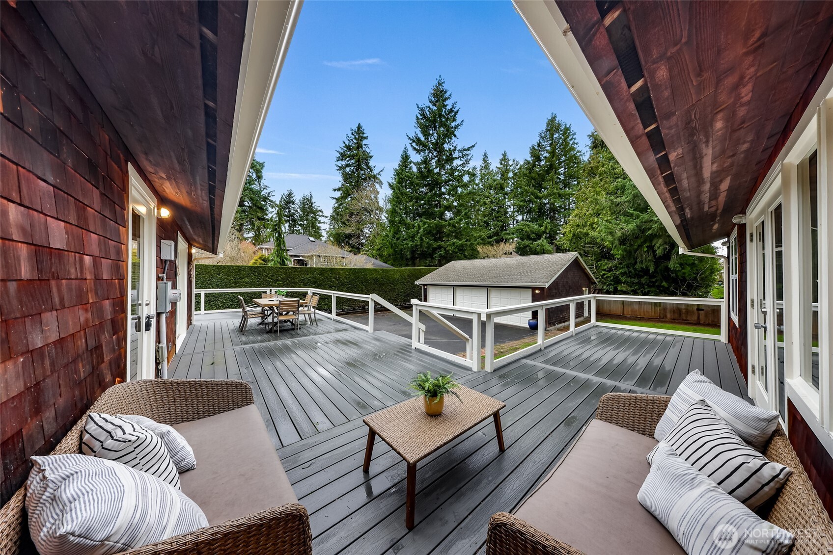 12214 NE 97th Street , Kirkland, WA 98033
