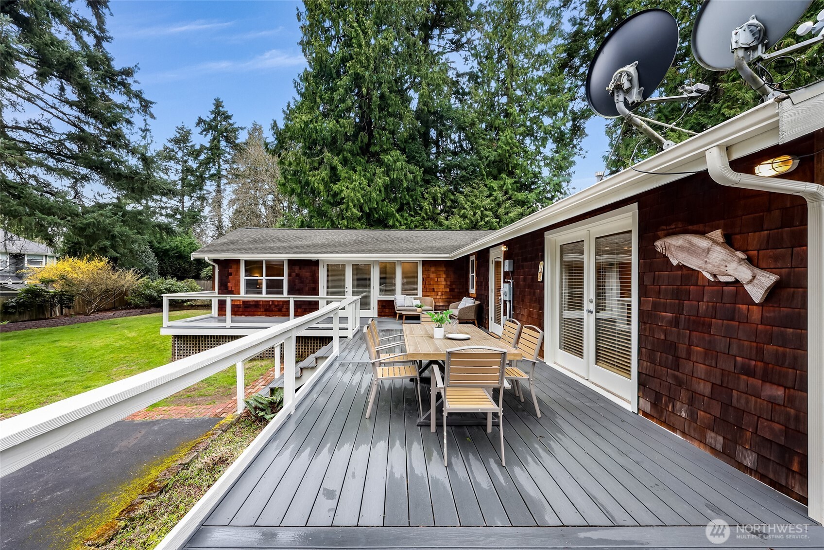 12214 NE 97th Street , Kirkland, WA 98033