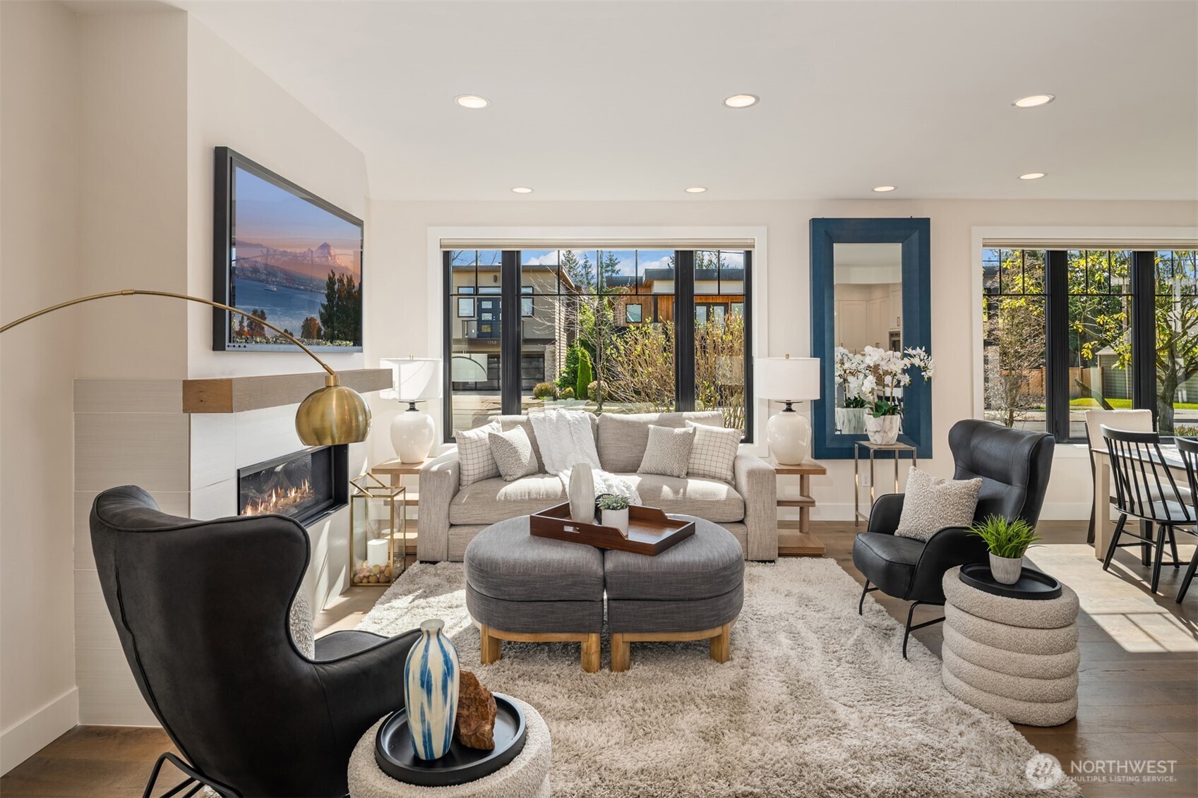 1231 4th Street W, Kirkland, WA 98033