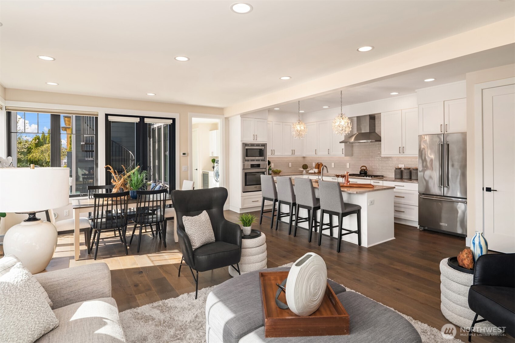 1231 4th Street W, Kirkland, WA 98033