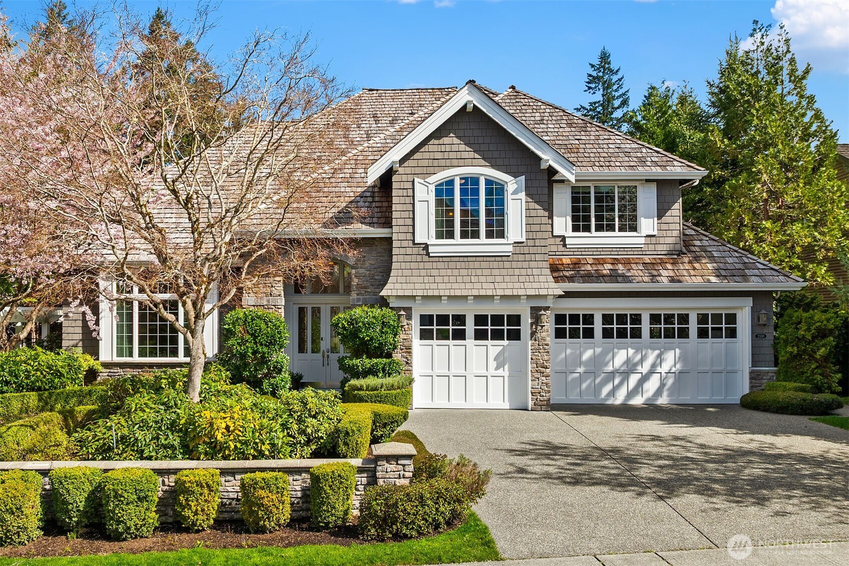 2330 279th Drive SE, Sammamish, WA 98027