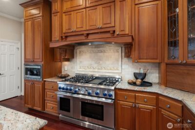 2330 279th Drive SE, Sammamish, WA 98075 - Photo 12